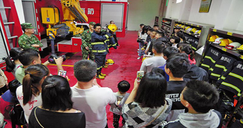 商州區(qū)消防中隊(duì)迎來(lái)一批特殊的客人