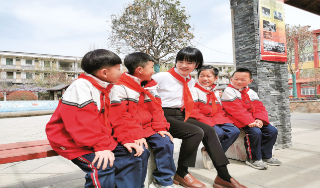 王怡涵 愿以螢火微光，照見星河初綻