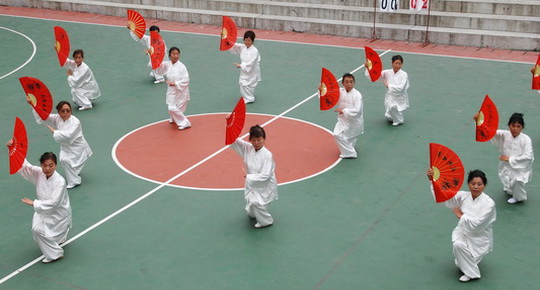 洛南舉辦第二個(gè)全民健身日展示活動