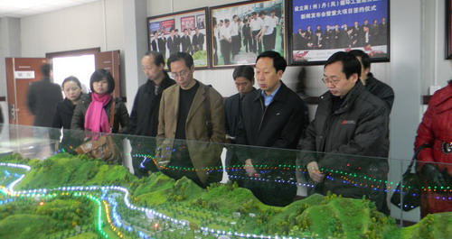 商洛日報社走進商丹循環工業園區采風