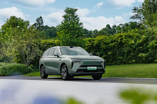 央視《頂級實驗室》走進長城，魏牌全新藍山智能科技真硬核！