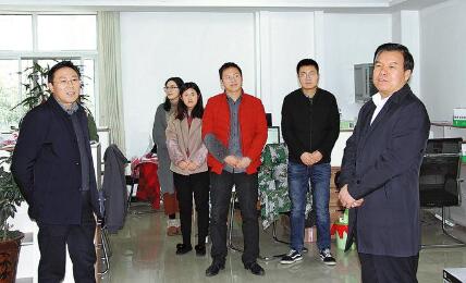 圍繞“四好”農(nóng)村路 當好交通排頭兵