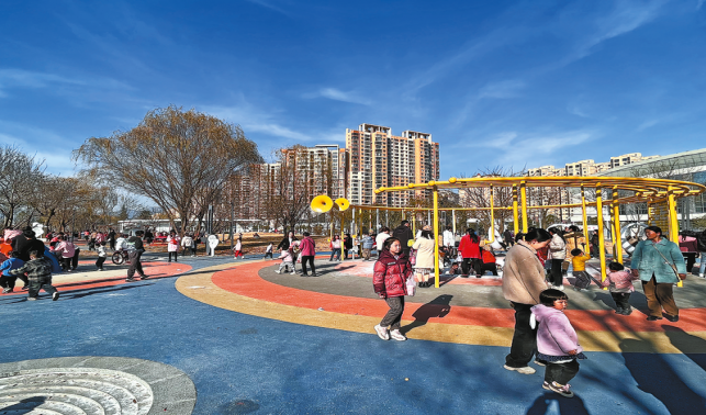 丹鳳縣城區江濱公園科技運動主題段建成并投入使用